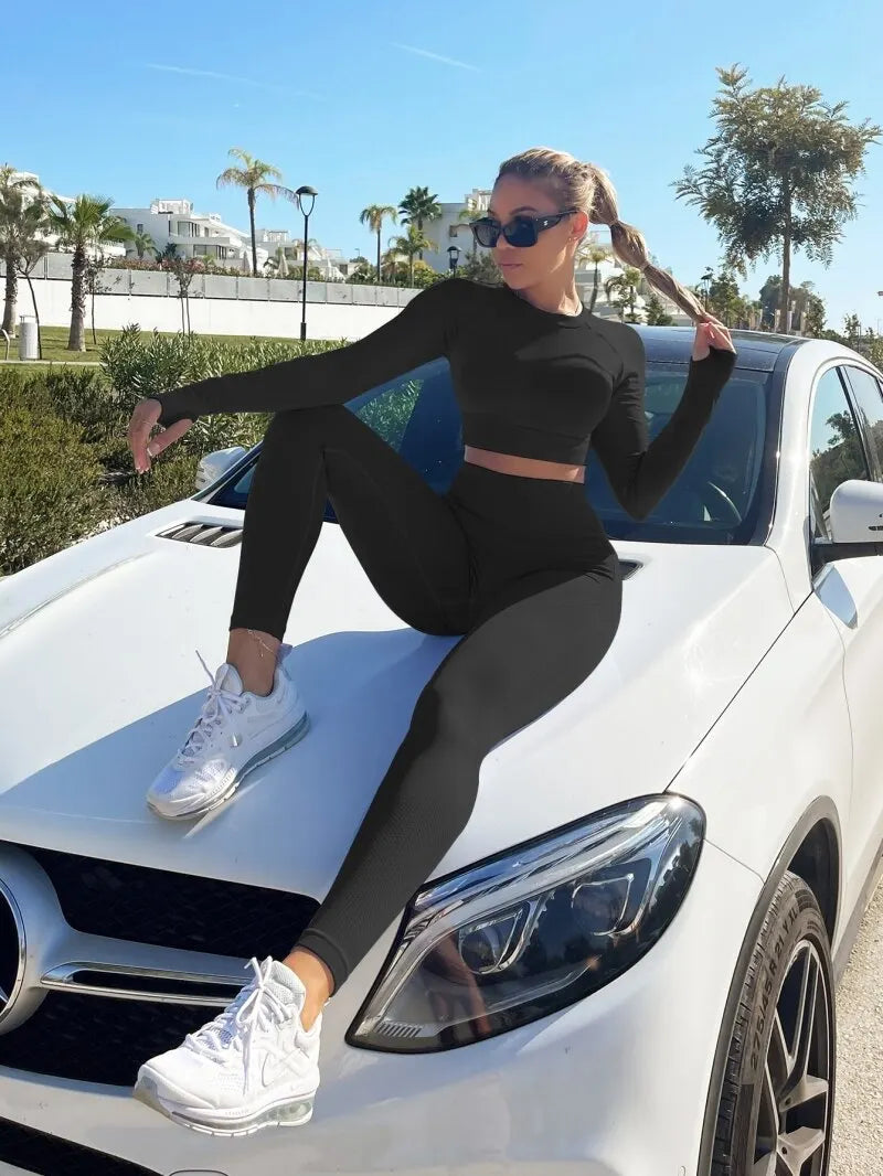 2 Pieces  Sportswear Tracksuit -Long Sleeve Crop Top & High Waist Leggings